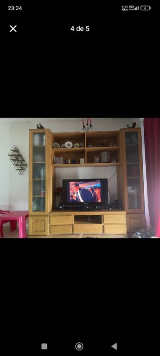 Móvel de pinho em muito bom estado