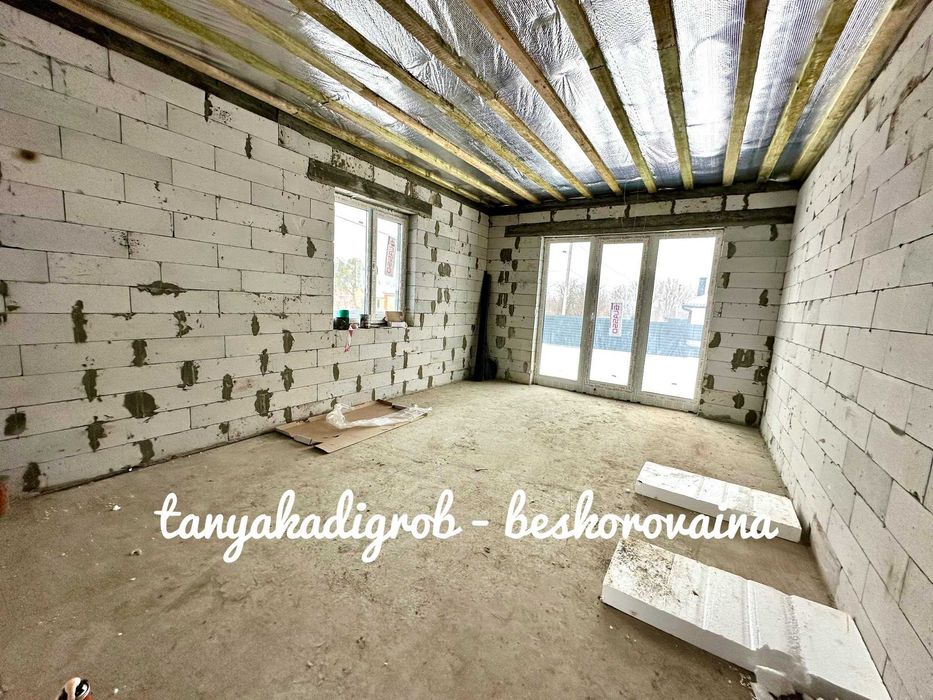 Продаж Сучасного одноповерхового будинку, газ!