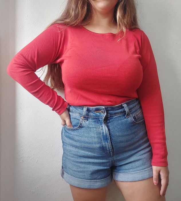 Camisola de manga comprida vermelha, tamanho M/L64284199363075121