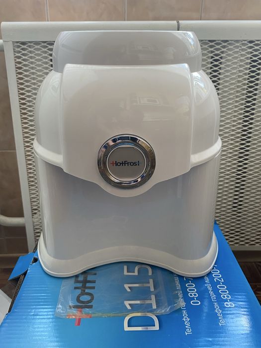 кулер для води HotFrost D1150 R