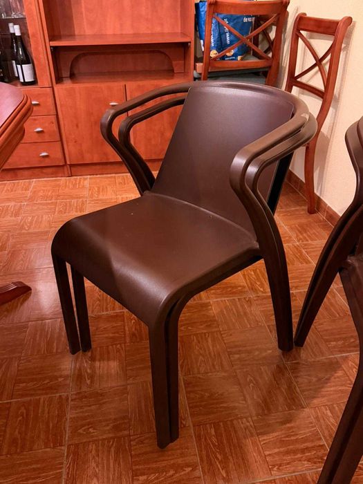 Cadeiras de Esplanada em plástico