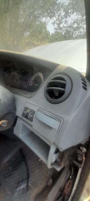 Iveco Daily 2.3 16V 2010 para peças todo o Material disponível