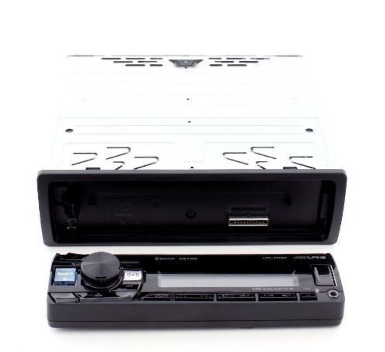 Медиа-ресивер Alpine UTE-200BT