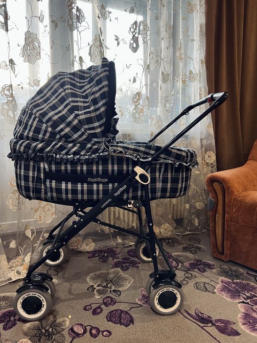 Итальянская коляска Peg Perego Caravel