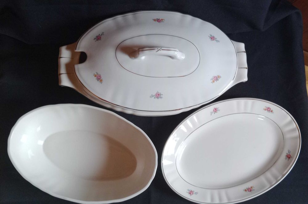 Conjunto loiça Sacavém