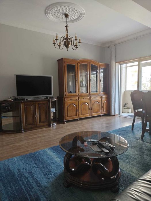 Arrenda-se apartamento T3 na Rua Dr. Francisco Duarte, Braga-S. Vitor
