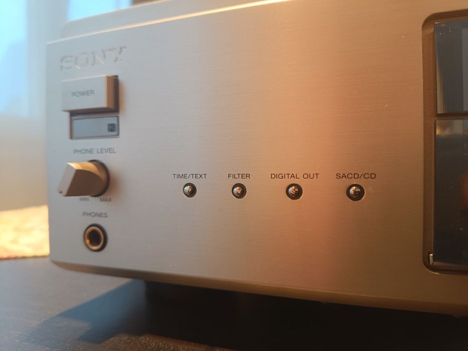 Leitor SACD / Sony SCD-555ES (RESERVADO)