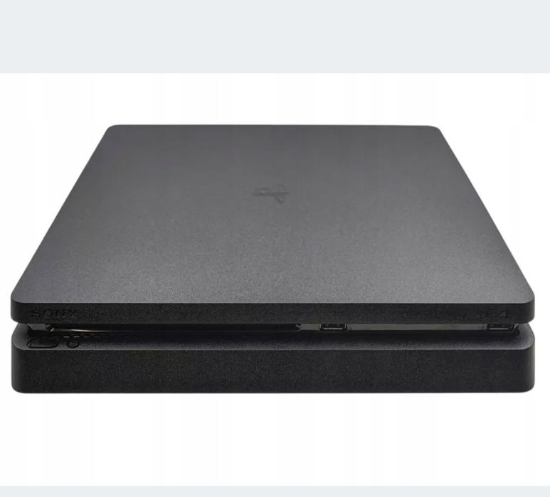 PS4 slim plus dwa pady i dwie gry