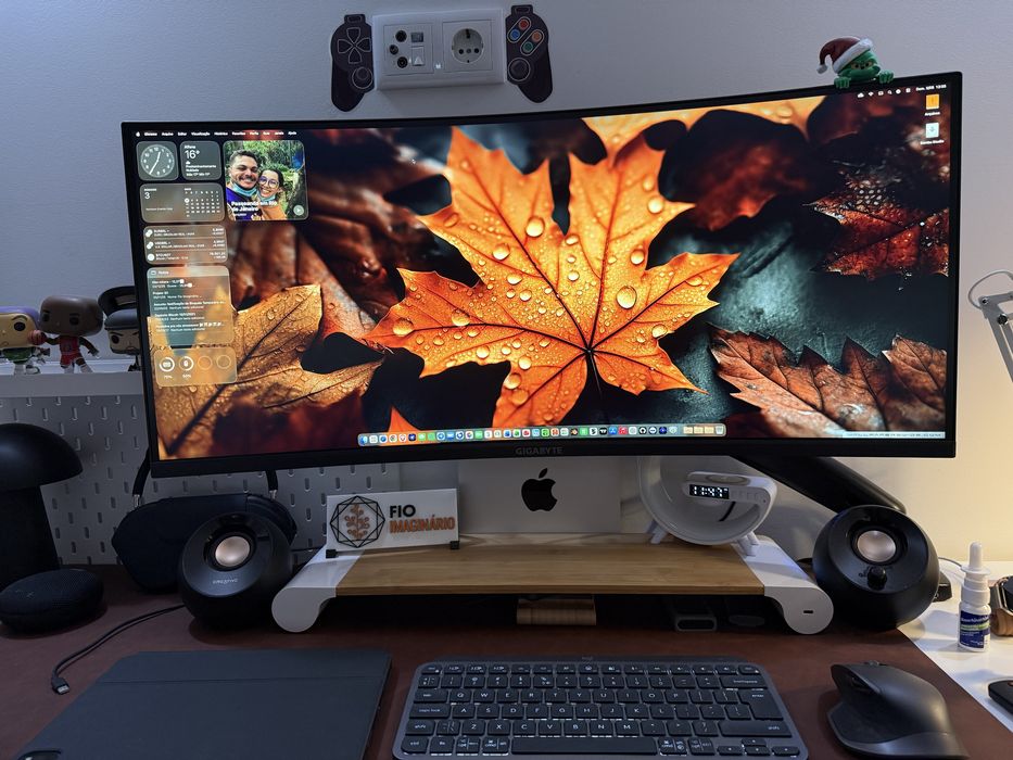 Mac Mini M1 + Monitor + Teclado e Rata Logitech