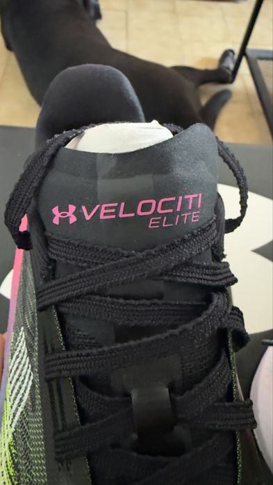 UNDER ARMOUR VELOCITI ELITE 3  NOVAS A ESTREAR — com fatura e caixa original.