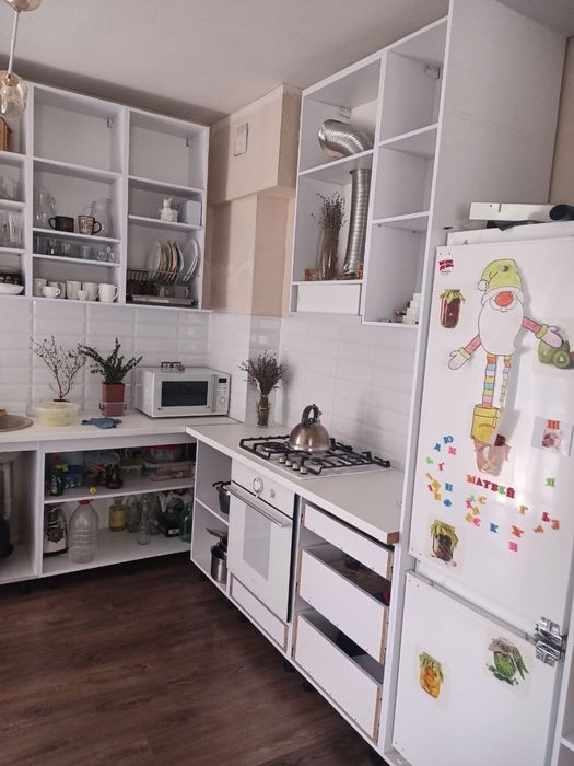 Сучасний будинок з новим ремонтом, 124 м², 12 соток в Чугуєві