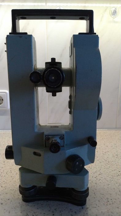 Теодоліт 3Т5КП .