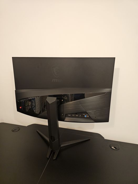 Monitor MSI Optix MAG322CR VA 31.5" FHD 180Hz FreeSync