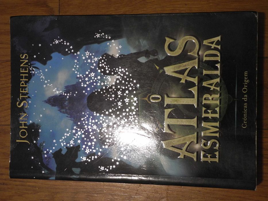 Livros juvenis a €4 cada