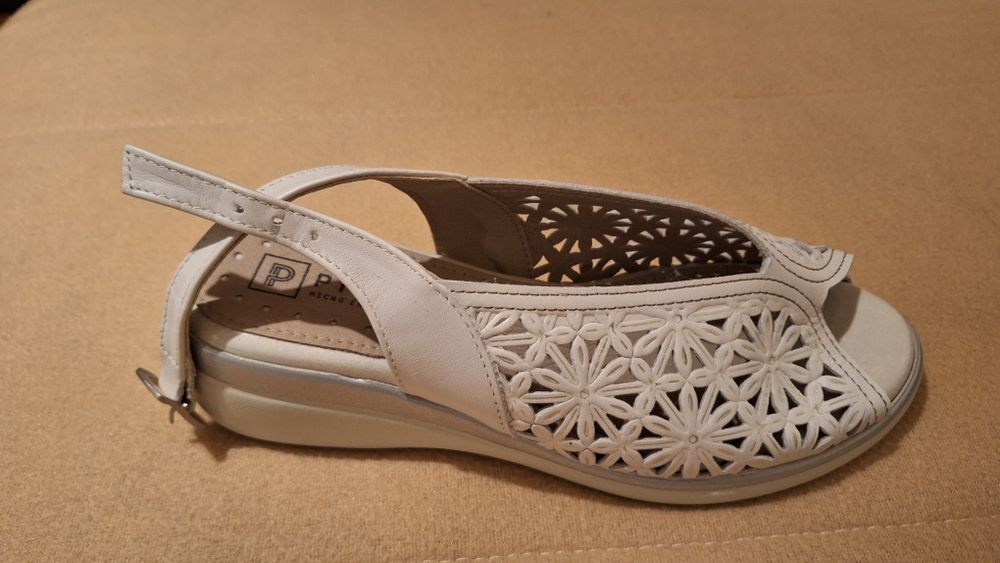Sandalias Pitilos