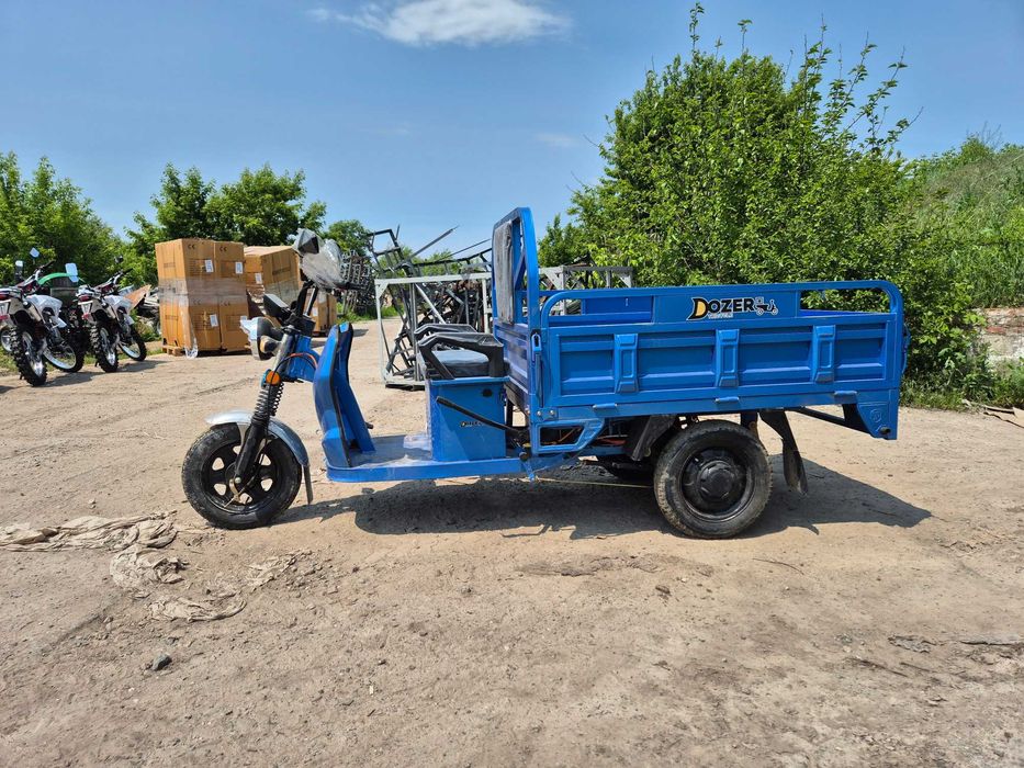DOZER 1200 watt трицикл грузовой электрический