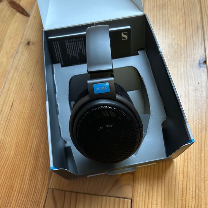Sennheiser HD 600