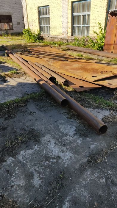 Продаж будівельної техніки та матеріалів