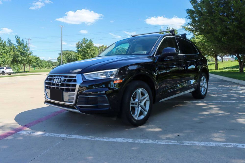Audi Q5      2020