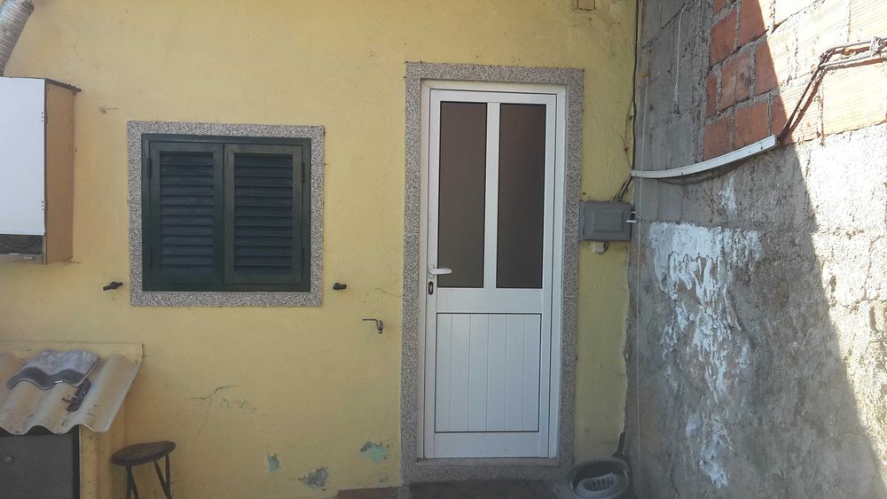 Alugo Casa T1 Independente 1 Pessoa ou Casal