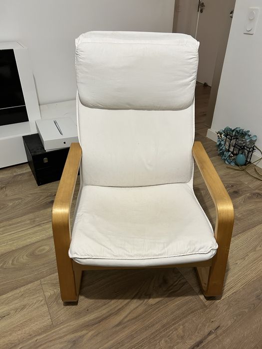 Cadeira Poltrona - IKEA -  Relax em Madeira com Almofada