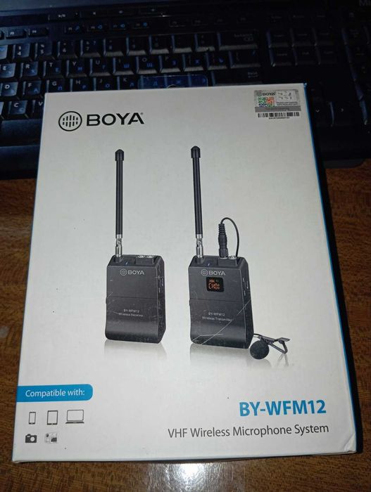 Петличний бездротовий мікрофон Boya BY-WFM12