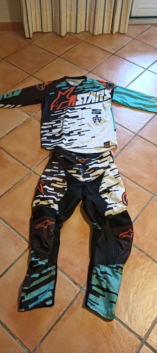 Equipamento mota Alpine stars