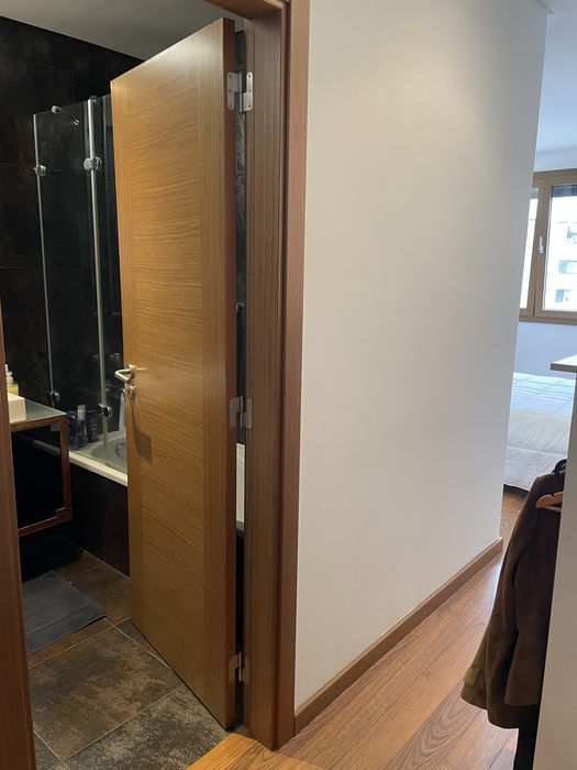 Quarto Suite em Apartamento T2 para Arrendamento