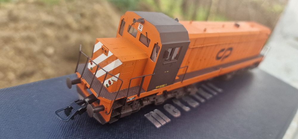 Vario material comboios ho novos