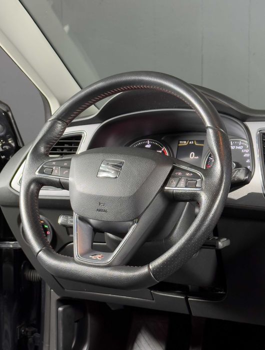 SEAT Leon — fotografia 12