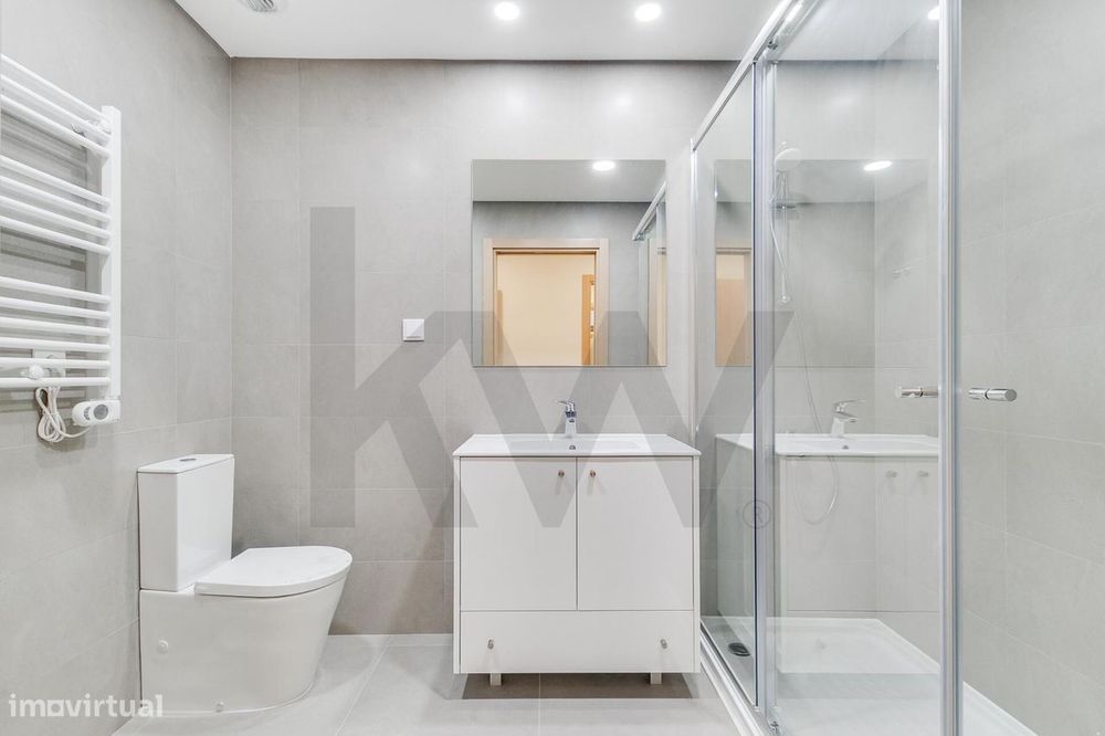 Apartamento T2 Novo nas Laranjeiras em Lisboa | Premium, Metro e Acess