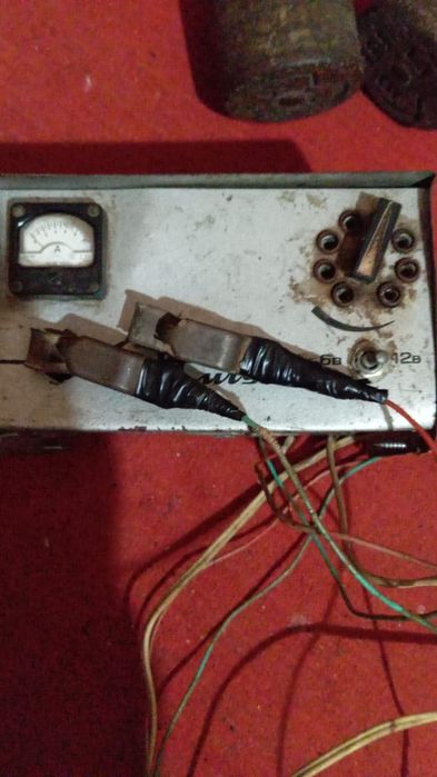 Продам зарядний пристрій ВЗУ 12В для акумулятора від Жигулі