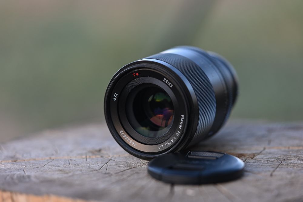 Автофокусний Sony Zeiss Planar FE 50/1.4
