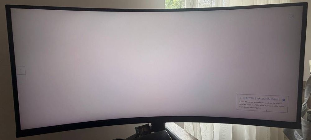 монітор MSI Optix