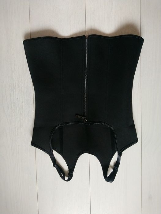 Корсет жилет стягуючий корегуючий М розмір неопреновий
