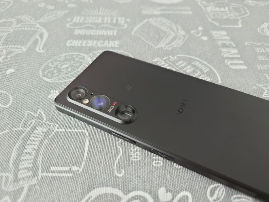 sony xperia 1 v - купить мобильные телефоны и смартфоны - Цена на