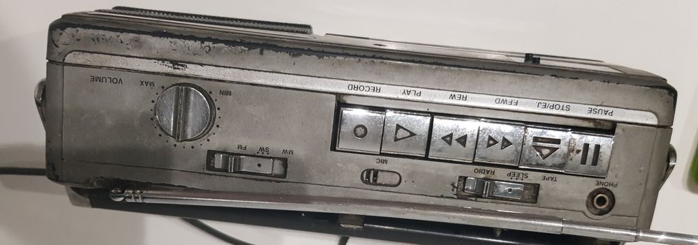 Radiomagnetofon Satellite