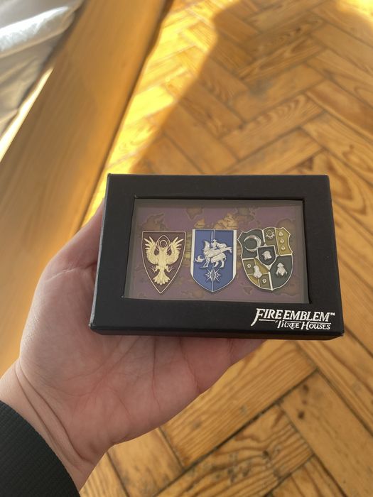 Edicao de coleccionador Fire Emblem Pins