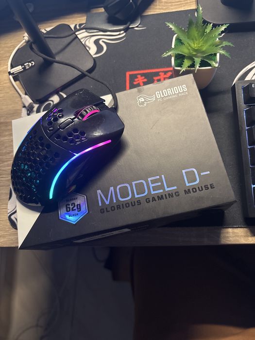 Mouse Glorius Model D-Minus Black
