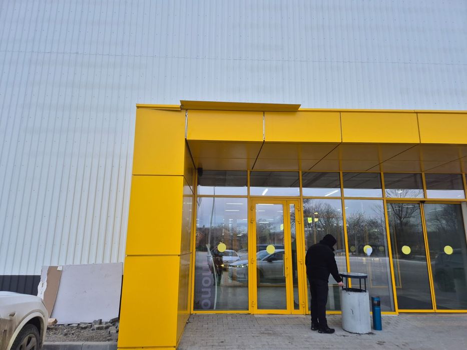 Обшивка фасаду композитом алюмінієві композитні панелі