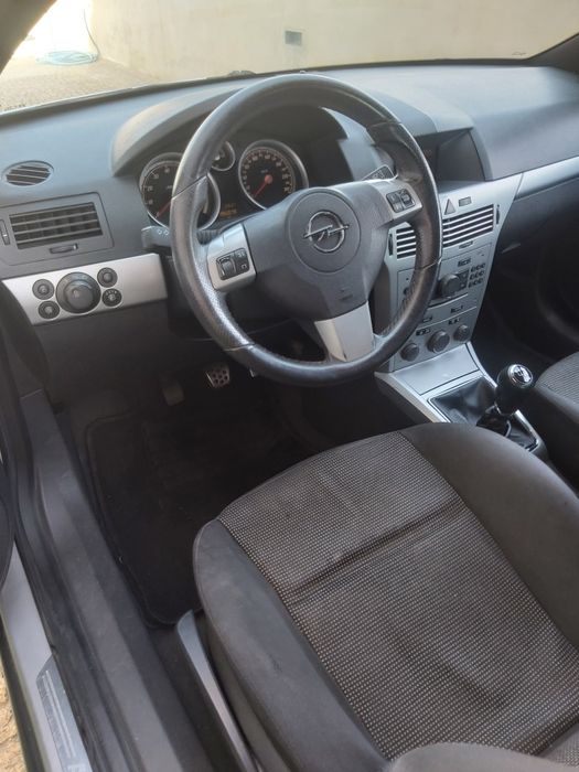ASTRA GTC 1.6 turbo 180CV