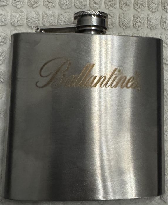 Piersiowka ze stali szlachetnej