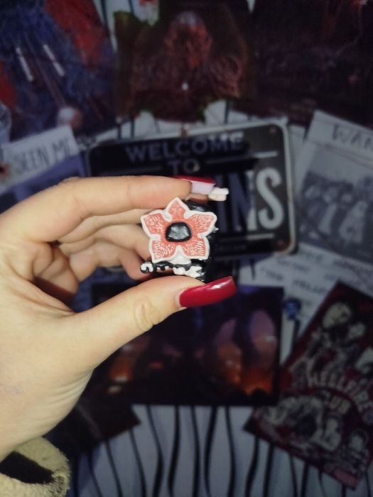 Іграшки Kinder joy Дивні дива