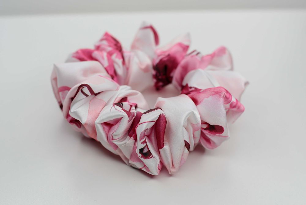 gumka do włosów scrunchie MIDI satynowa frotka