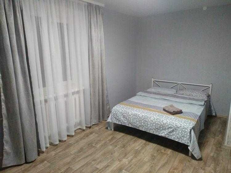 Сдам квартиру посуточно ЦЕНТР возле Куб.