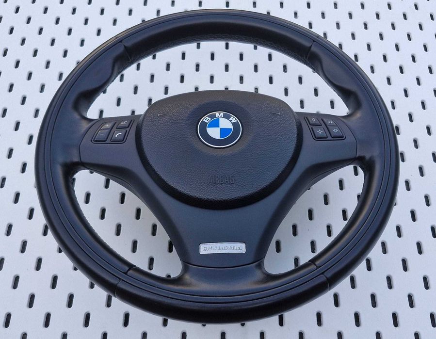 Kierownica indyvidual BMW E90 E91 E92 E93 E81 E82 E87 E88