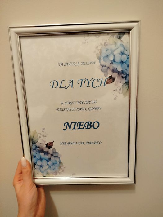 Tablica "ta świeca..."