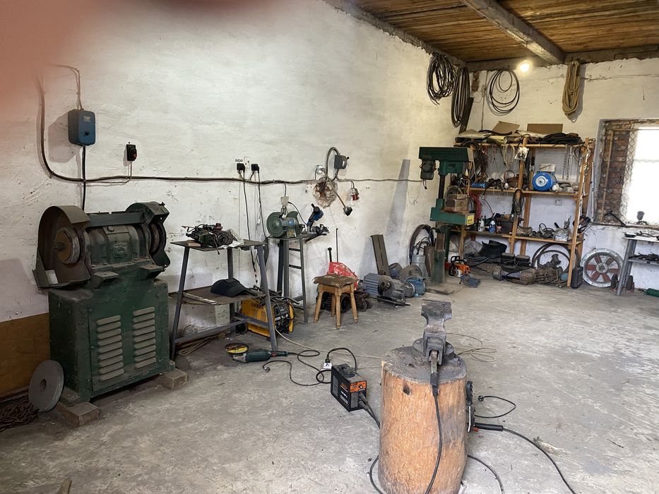 Деревообробне підприємство пилорама