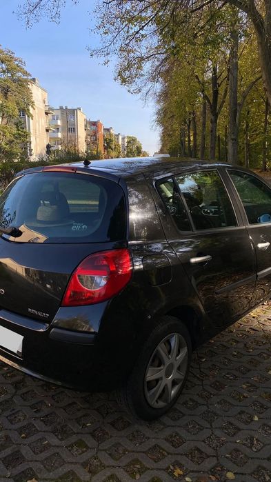 Renault Clio ZAREZERWOWANE Renault Clio 3 III 2007r. 1.2 benzyna