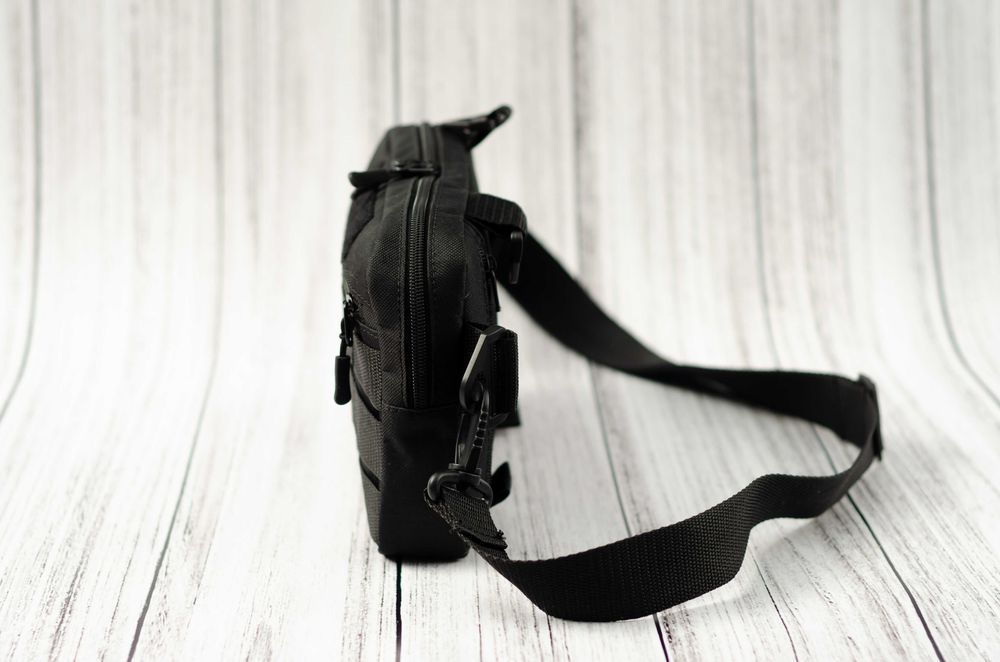 Сумка чоловіча на плече на груди через плече барсетка тактична М-1